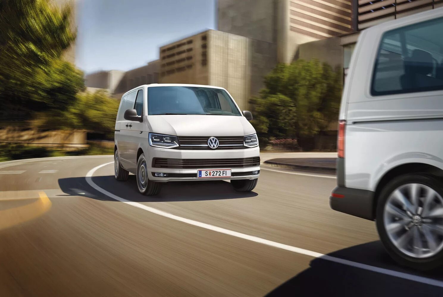 Volkswagen multivan 4x4 кемпер. Транспортер главная дорога. Volkswagen transporter t4 желтый. Транспортер главная дорога. Транспортер главная дорога.
