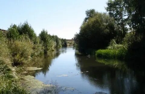 Река неглубока
