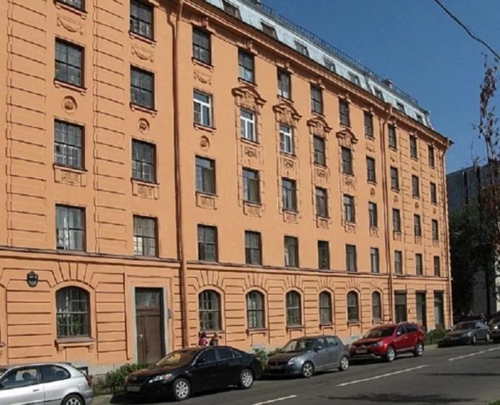 Большой проспект петроградской стороны 83. Дворы в адмиралтейском районе санкт-петербург. Магазины в петроградском районе санкт петербурга. Большой проспект петроградской стороны 18. Большой проспект петроградской стороны 5.