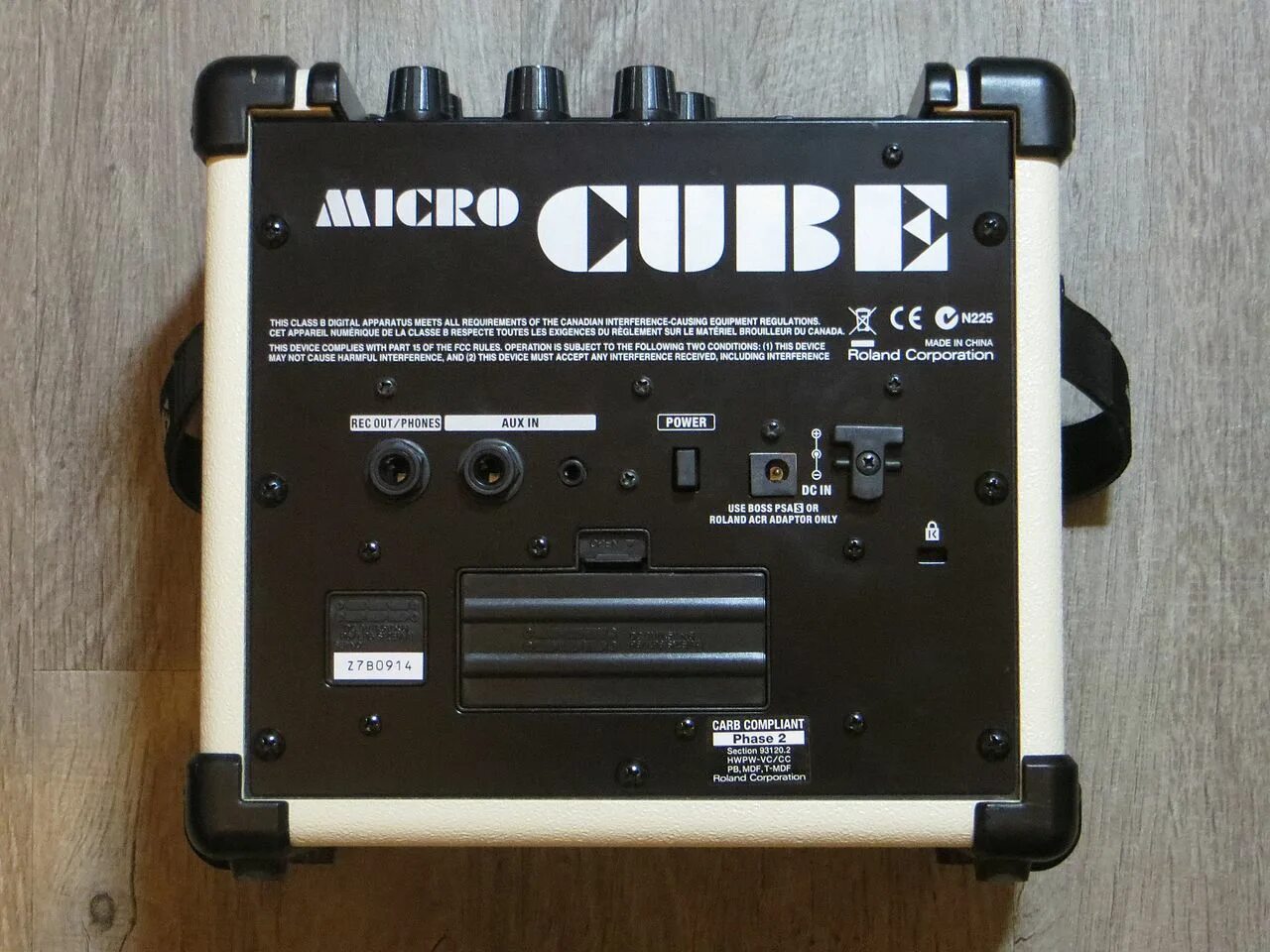 Roland Micro Cube GX. Roland Micro Cube n225. Комбоусилитель Roland Micro Cube n225. Roland Cube 3. Micro cube