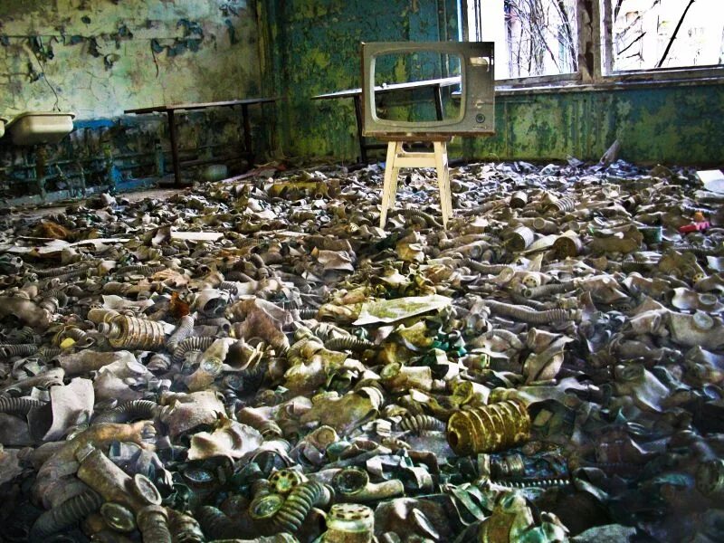 Как жили в чернобыле. Чернобыль живой город. Люди из Чернобыльской зоны сейчас.