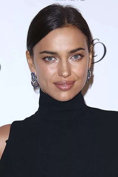 Губы шейк. Губы шейк. Губы шейк. Губы шейк. Губы как у ирины шейк.