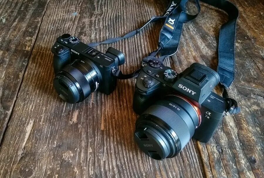 Фотоаппарат Sony a7c body. Sony a6200. Sony a7c vs a7. Sonya6500