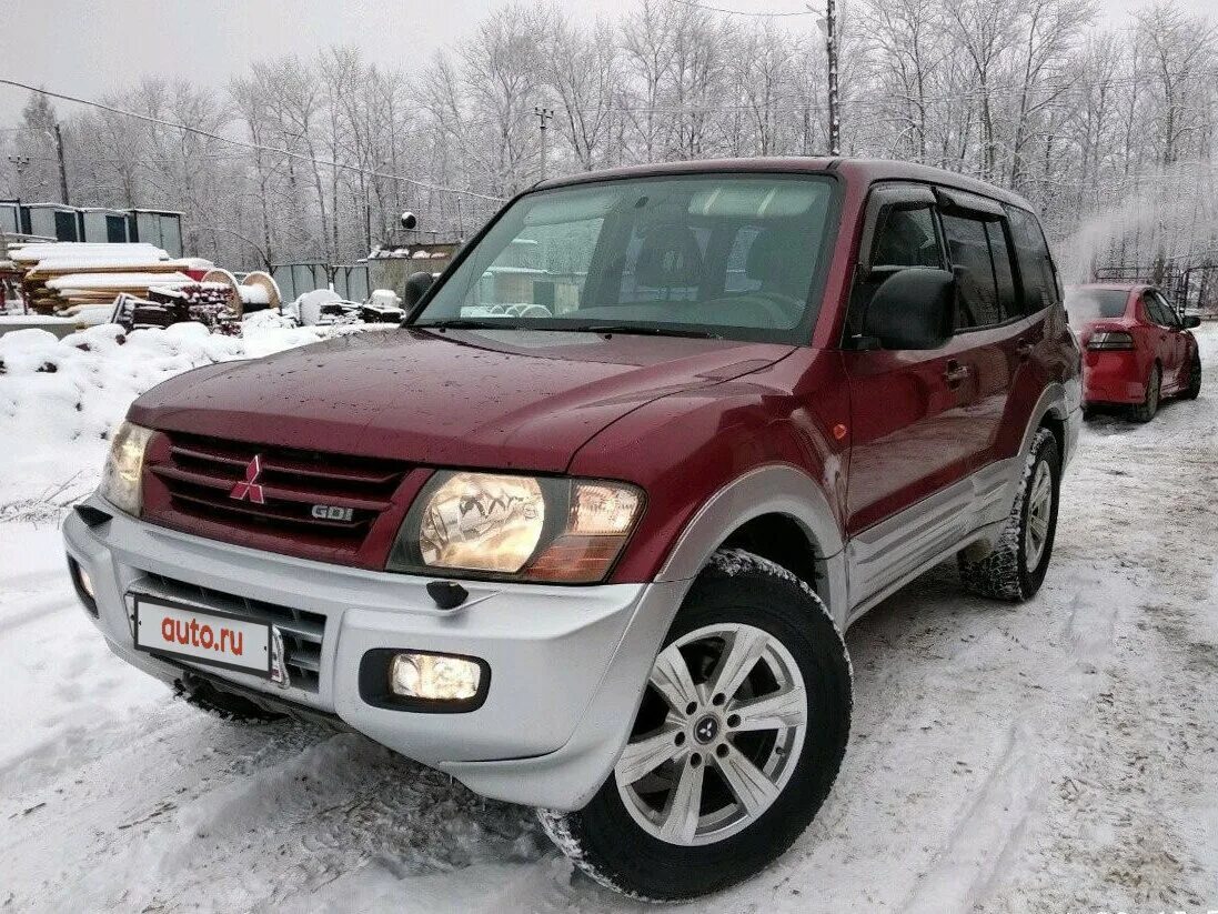 Паджеро 2001 года. Митсубиси Паджеро 3 2001. Митсубиси Паджеро 2001 года. Mitsubishi Pajero 3 2001 года. Красный Митсубиси Паджеро 2001.