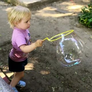 Лопнуло детство как мыльный пузырь и напророчили