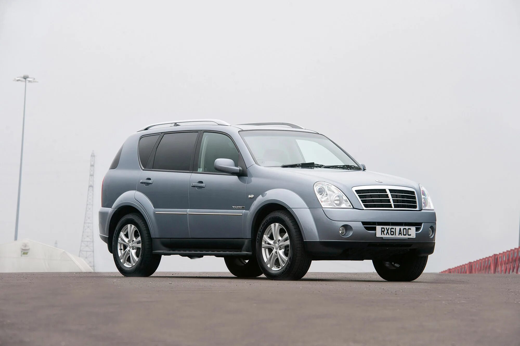 Санг енг рекстон 2 купить. SSANGYONG Rexton 2012. SSANGYONG Rexton 2006. Рекстон 2 2006. SSANGYONG Rexton II 2011.