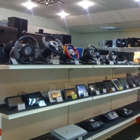 Магазин техник ульяновск. Компьютерные магазины в Ульяновске. Компьютерная техника магазины Ульяновск. Компьютер эксперт. Ульяновск компьютер.