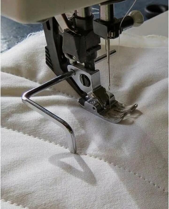 Швейная машинка с двойной