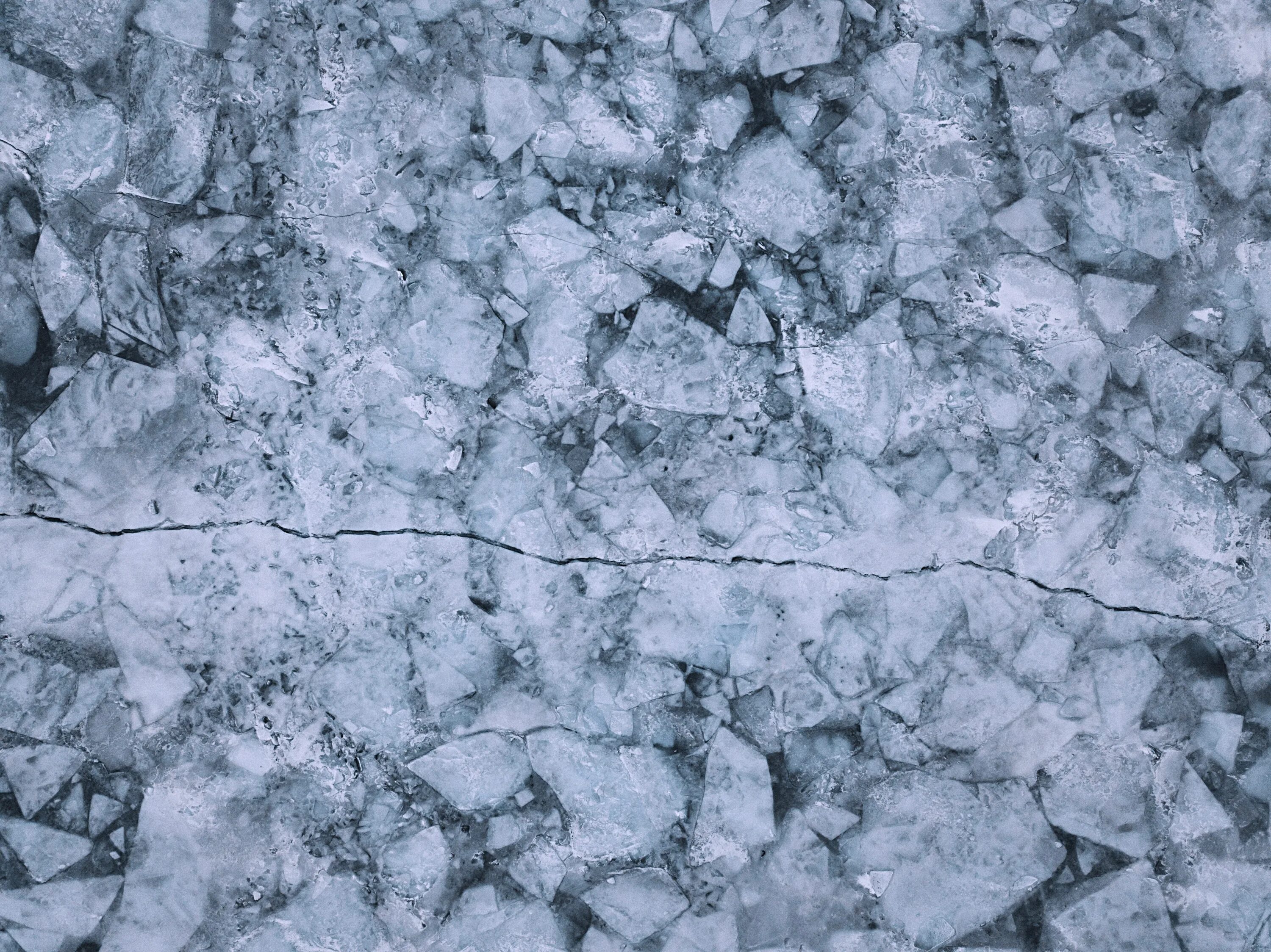 Трещины на снегу. Текстура льда. Потрескавшийся лед текстура. Каменная текстура. Трещины на льду текстура.