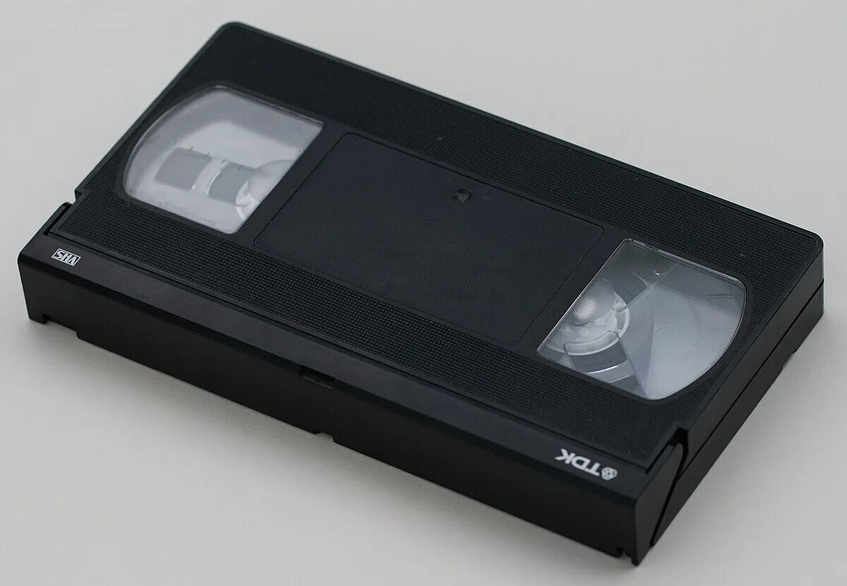 Батину кассету. ВХС кассеты. Кассеты ВХС 3д. Видеокассета ВХС. Sony 915 VHS.