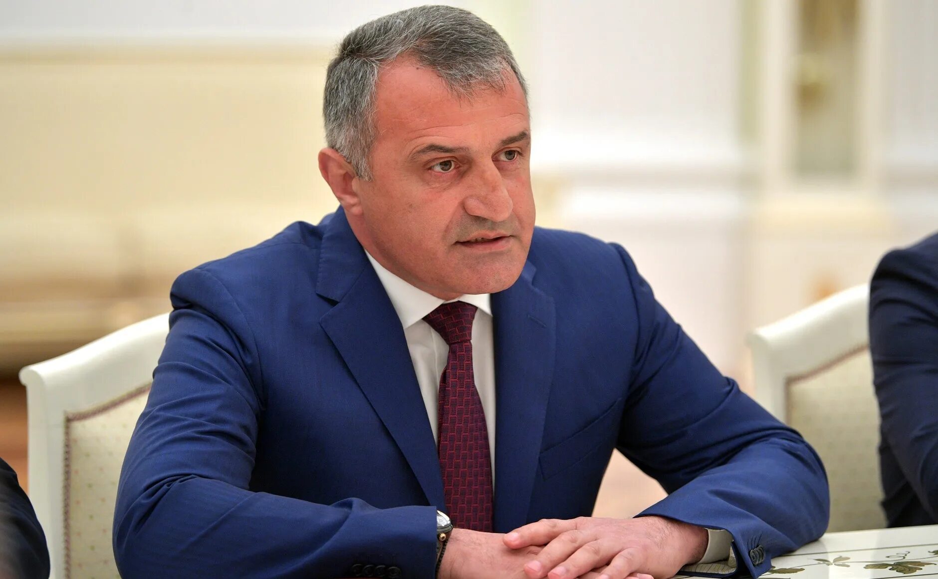 Политики южной осетии. Политики южной осетии