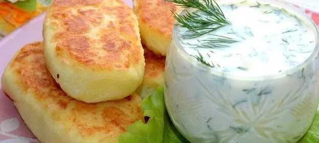 Котлеты картофельные (из полуфабриката) с жиром (№ 176)