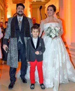 Биография мужа нетребко