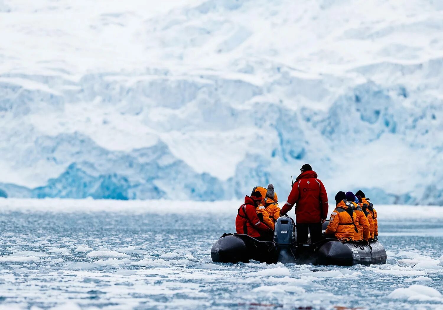 Снаряжение на эверест. Форд экспедишн 2022. Quark expeditions. Expedition. Одежда для полярных экспедиций.