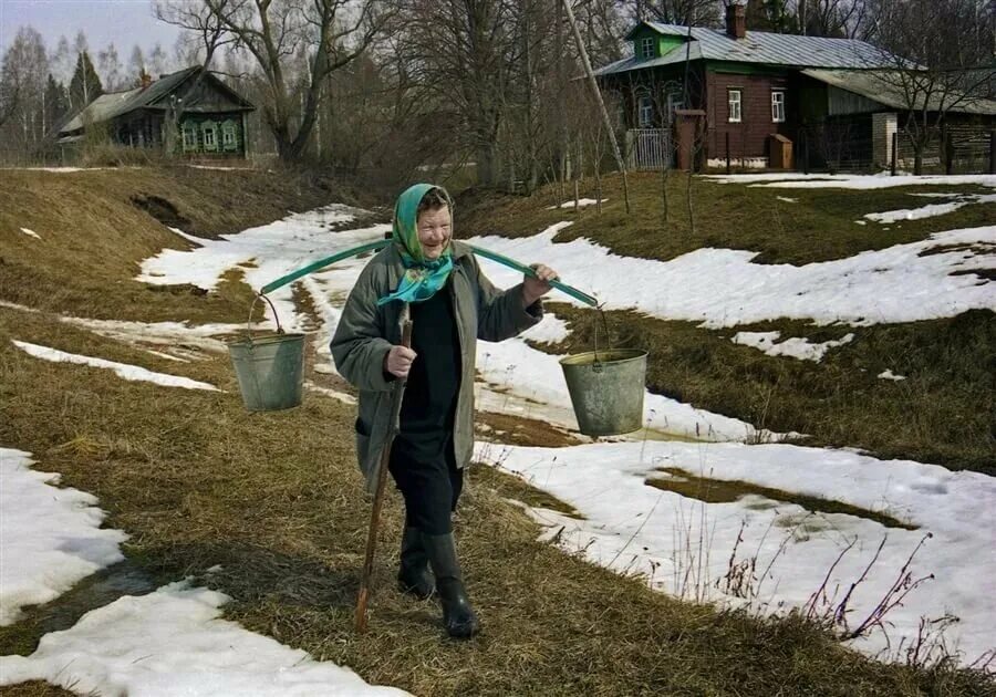 Как живет русская женщина. Деревенские люди. Жители сельской местности. Деревня жителей. Жизнь в деревне.