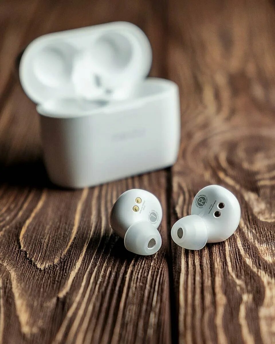 Наушники airpods спб. Аирподсы 2. Эирподс 3. Аирподс 4. Айрподс 12.