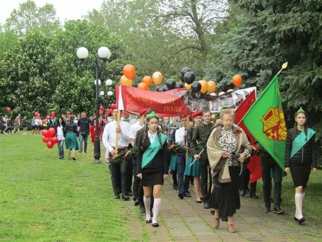 Погода новомышастовская красноармейского на неделю. Станица Новомышастовская. Администрация станицы Новомышастовская. Новомышастовская школа 10. Школа номер 10 станица Новомышастовская.