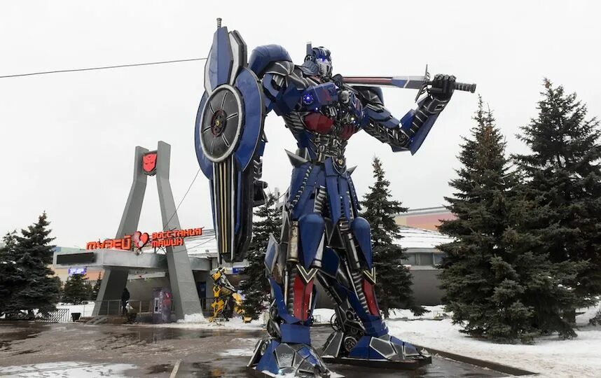 Выставкароботовноворосиск. Музей трансформеров в текстильщиках. Музей восстания машин текстильщики. Музей роботов в санкт-петербурге. Музей роботов петербург.