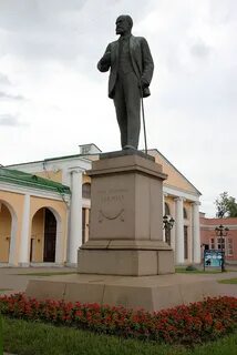 Памятник павлову
