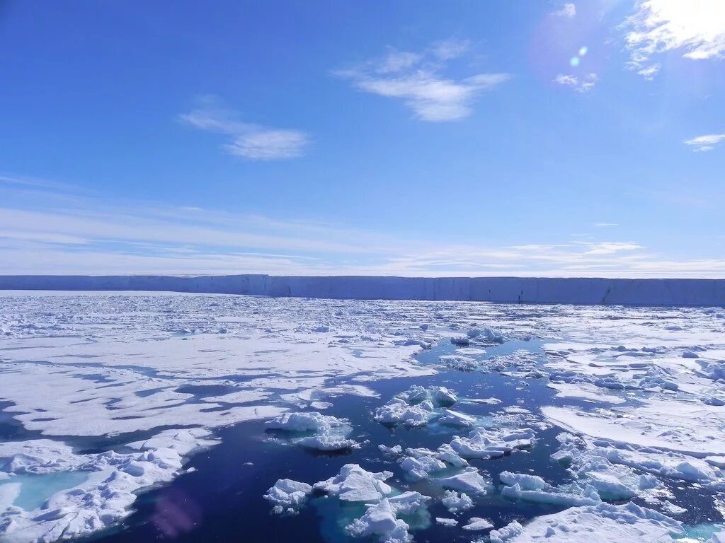 2 северный ледовитый океан. Моря Северного Ледовитого. Северный Ледовитый океан Россия. Белое море Северного Ледовитого океана. Оленегорск - Ледовитый океан.