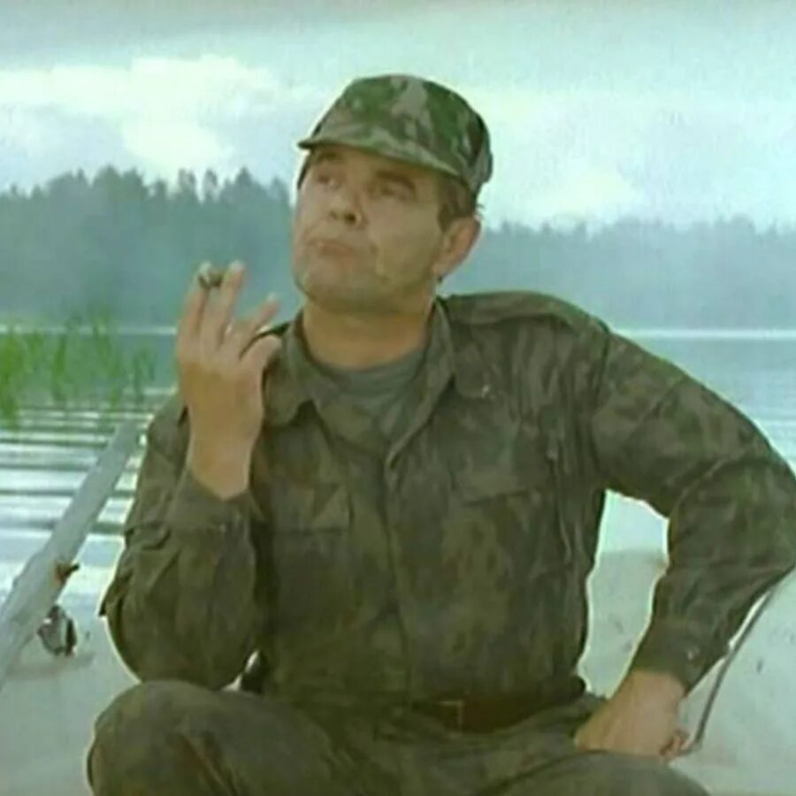 Михалыч 49 ютуб. Генерал иволгин особенности национальной охоты. михалыч булдаков. михалыч особенности национальной. булдаков особенности национальной охоты.