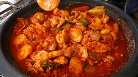 Жареная кимчи с курицей