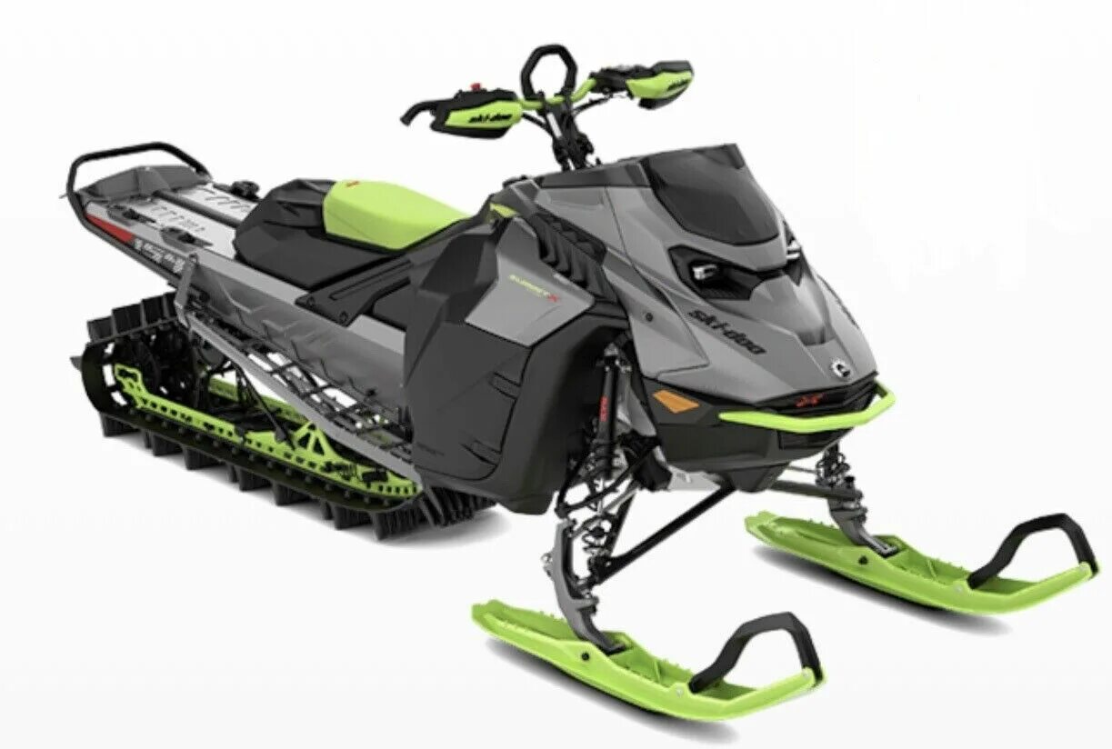 BRP Summit 2023. Ski-Doo Summit x Expert 165 850 e-Tec Turbo. Ski-Doo Summit x Expert 154 850 e-Tec. Summit Expert 154 850 e-Tec Turbo shot. Ski doo summit 850