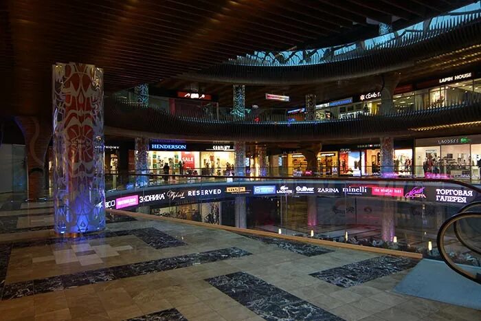 Торговый центр питерлэнд санкт-петербург. Торговый центр питерлэнд санкт-петербург. Тц питерлэнд в санкт петербурге магазины. Питерлэнд тц. Санкт-петербург приморский проспект 72 питерлэнд.