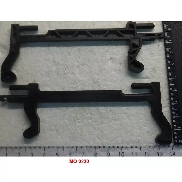 313669. крючок дверцы микроволновки samsung. крючок дверцы микроволновки supra. крючок для микроволновки m17l wb1118. крючок двери свч midea.