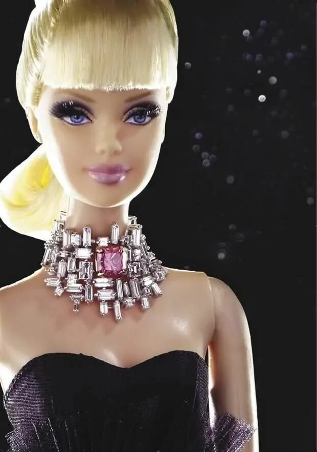 Pin by brigitte caillard on poupée ou personnage burlesque. Barbie gowns, Barbie
