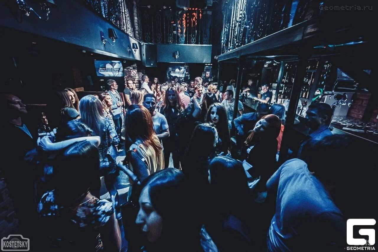 Клуб тринити калуга. Открытие клуба. Атмосфера фитнес клуб калуга крыша. Клубы калуги отзывы. Клуб bono калуга.