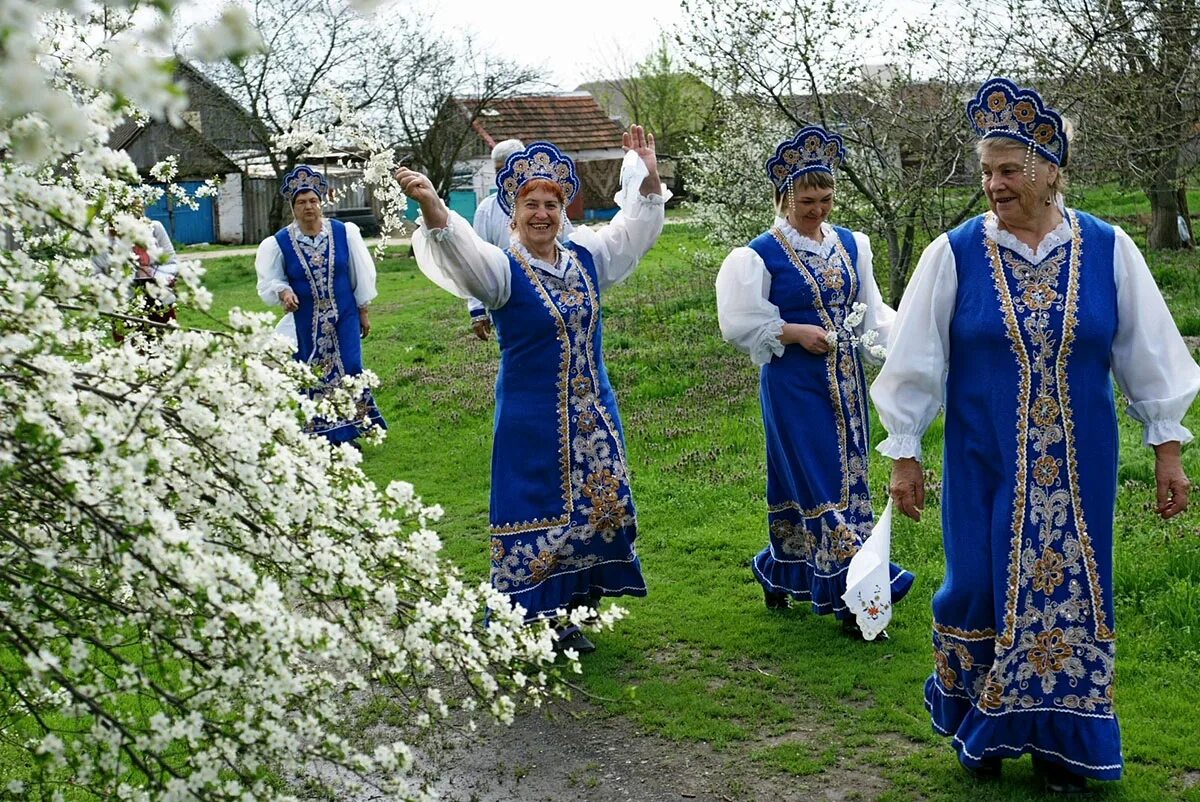 Х новопокровский краснодарский край. Станица Новоивановская Краснодарский край. Станица Новоивановская Краснодарский край Новопокровский. Краснодарский край местные жители. Население Новопокровская Краснодарский край.