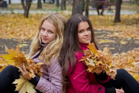 Слушать подружка осень