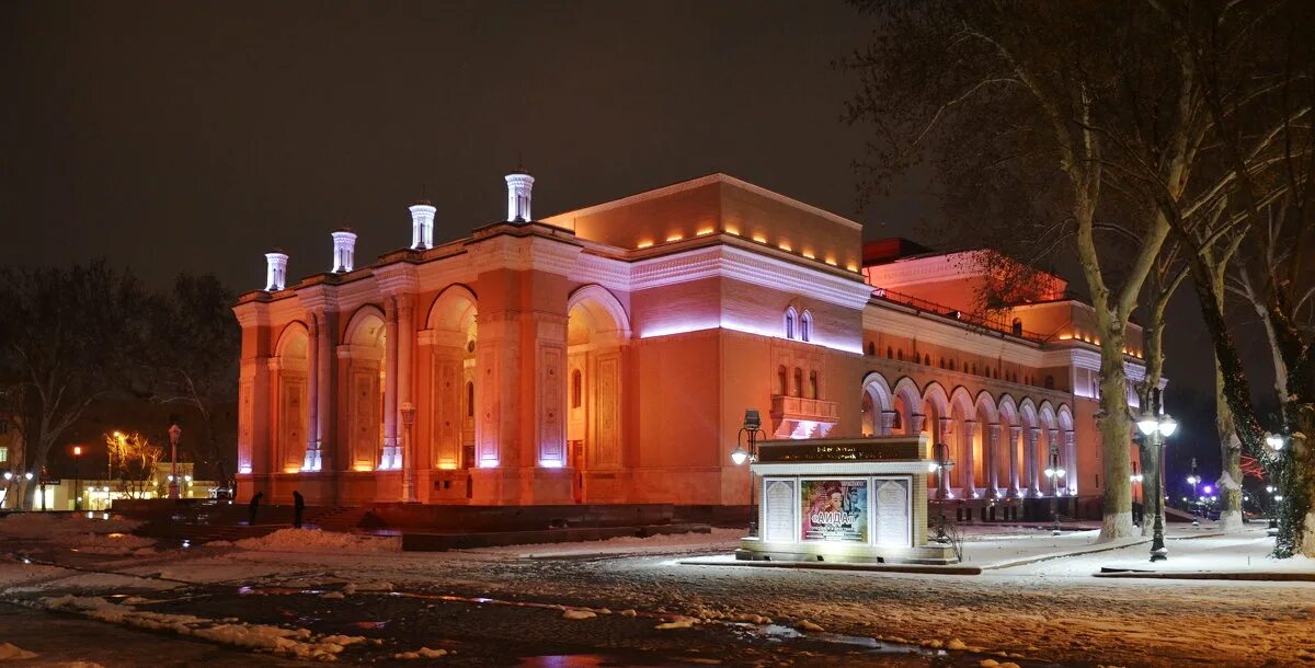 ташкент театр оперы и балета им навои. театр имени навои в ташкенте. театр имени навои. театр алишера навои в ташкенте. большой театр имени алишера навои.