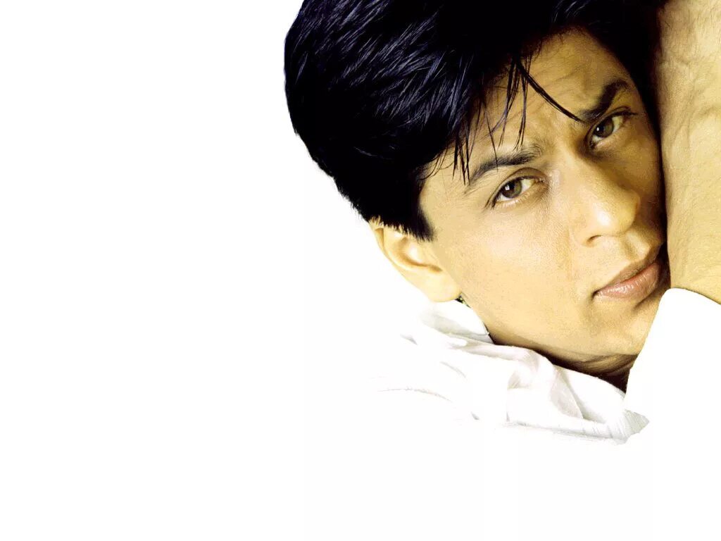Шахрукх кхан в больнице. Шахрух хан. shahrukh khan 2025. шакрукхан 2025. индийский актер шахрукх кхан.