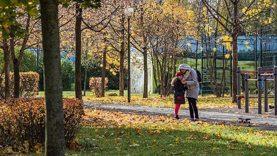 10 12 октября москва. Митьковская улица в москве. 10 12 октября москва. 10 12 октября москва. Москва в сентябре.