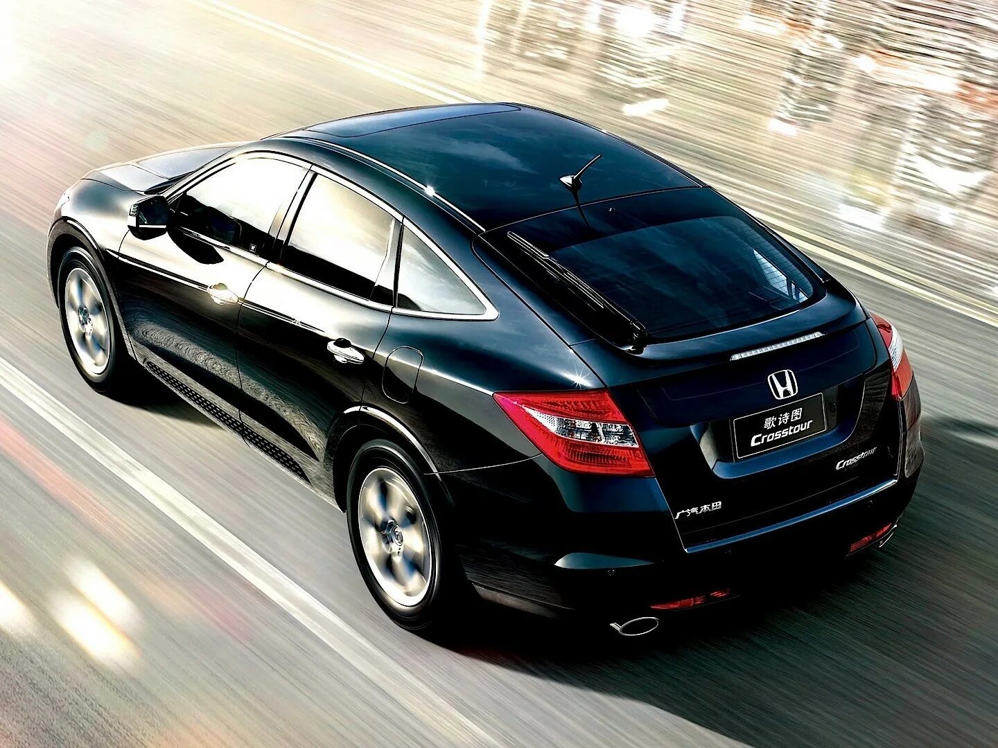 Название модели хонда. Honda crosstour. хонда кросстур 2018. honda crosstour 2017. honda honda crosstour.