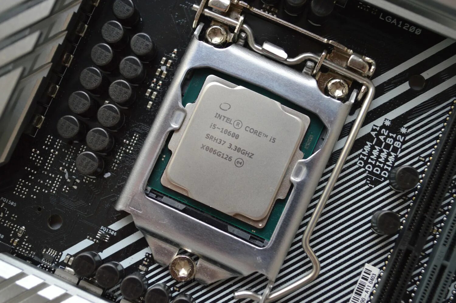 Процессоры на lga 1200. Процессора Intel Socket 1155. Процессор Intel Core i5 1155 сокет. Процессор Intel 10600. I5 10600kf.