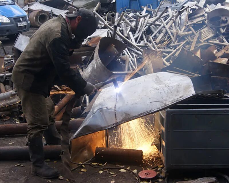 Демонтаж металлу. Демонтаж металлолома. демонтаж металлоконструкций. резка металлолома. демонтаж резка металлолома.
