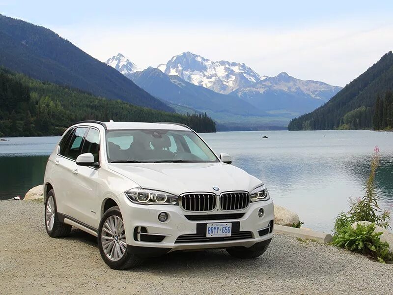 Bmw x5 2013. БМВ х5 f15. БМВ х5 белая. БМВ х5 2013 4.4.