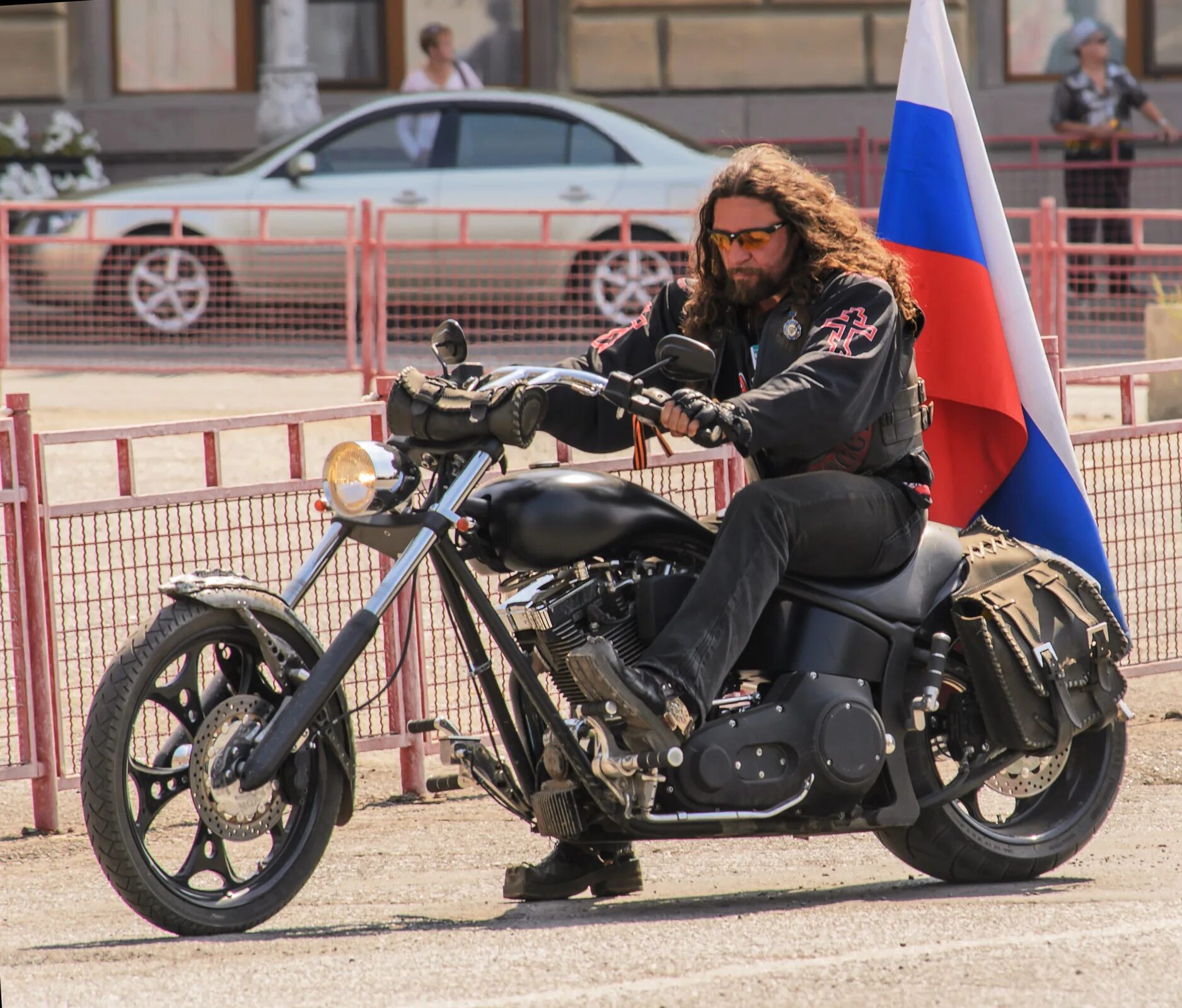 Харлей Дэвидсон байкер. Байкер на мотоцикле. Байкерский мопед. Байкеры чопперы. Байки байкера