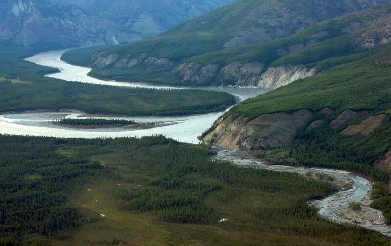 Северо Восточная Сибирь река Индигирка. Индигирка река реки Якутии. Исток реки Индигирка. Река колыма высота истока
