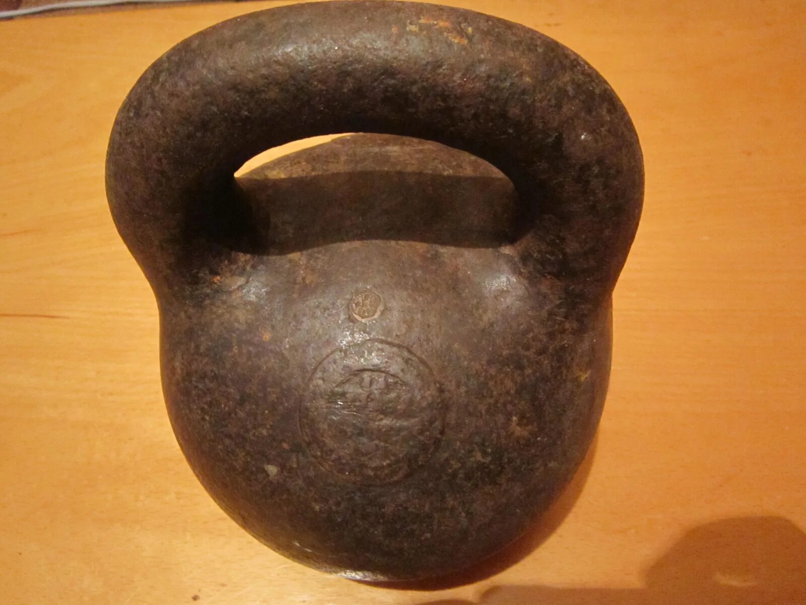 Гиря 1 пуд. Гиря сормово 2 пуда. Царская гиря 1ф. Песковский завод. Сормовская гиря 2 пуда.