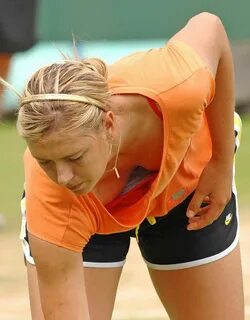 Maria Sharapova Down Blouse Shot.