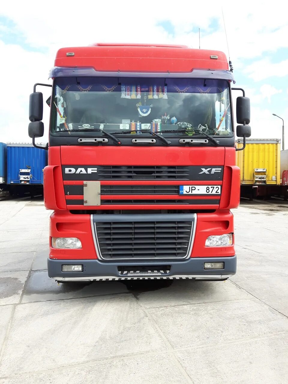 Daf xf 95.430 место расположения гос номера Капрпет в багажник. Начало. Nissan X-Trail II (t31), 2 л, 2010 года тюнинг DRI