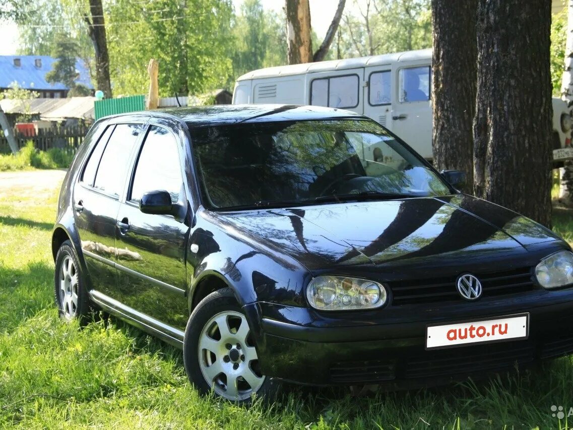 Фольксваген гольф 4 2001. Фольксваген гольф 2001 года. Volkswagen Golf IV хэтчбек 2001. Гольф 4 1.6 2001.