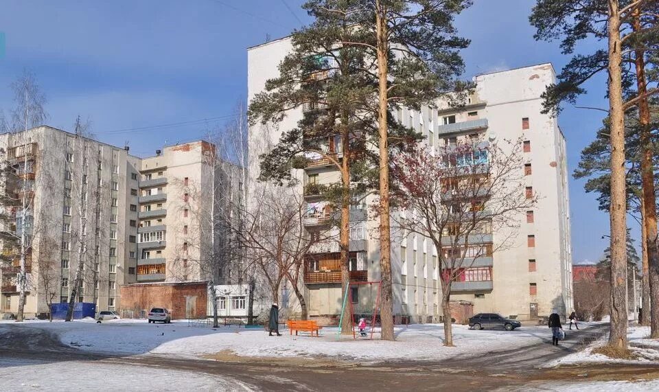 Умельцев дом 5 екатеринбург. 7,. Екатеринбург. Ул умельцев екатеринбург. Умельцев 9а фото.