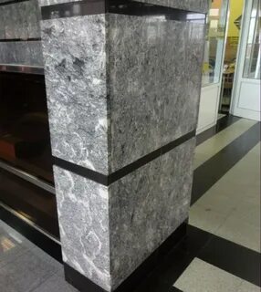 Гранитная колонна