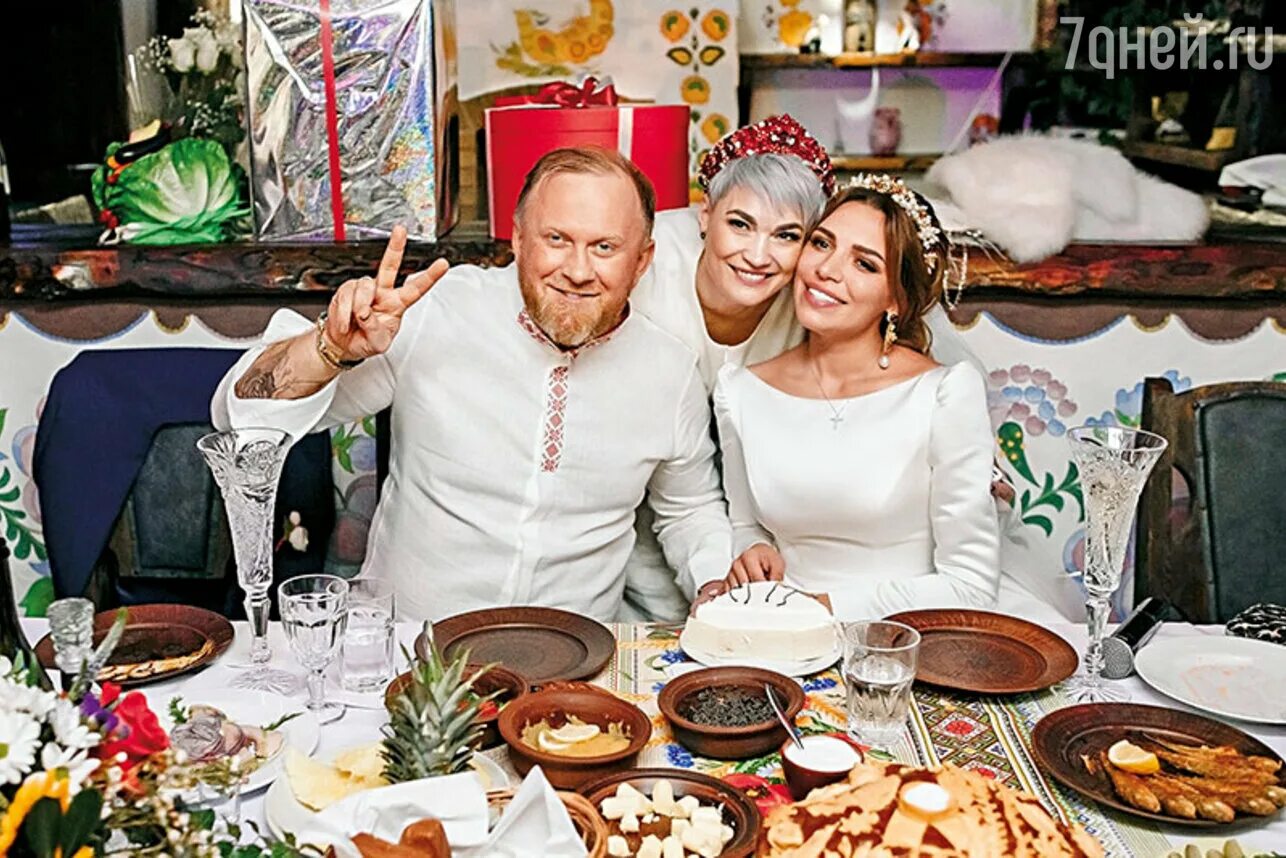 Константин ивлев дети. Шеф ивлев и лера куденкова. Константин ивлев и валерия куденкова. Первая жена ивлева. Сколько лет ивлеву сейчас в 2023.