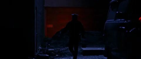 Попала в дом маньяков